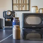Cozy In Apartment
